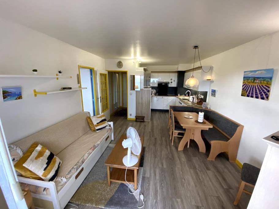 Logement Cosy, Situe Entre Ciel Et Mer Vence Exterior photo